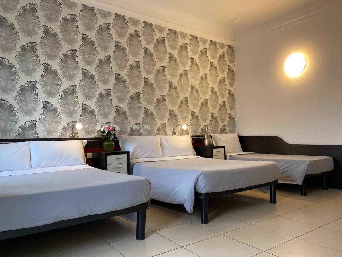 Hotel Rossovino Milano Ngoại thất bức ảnh