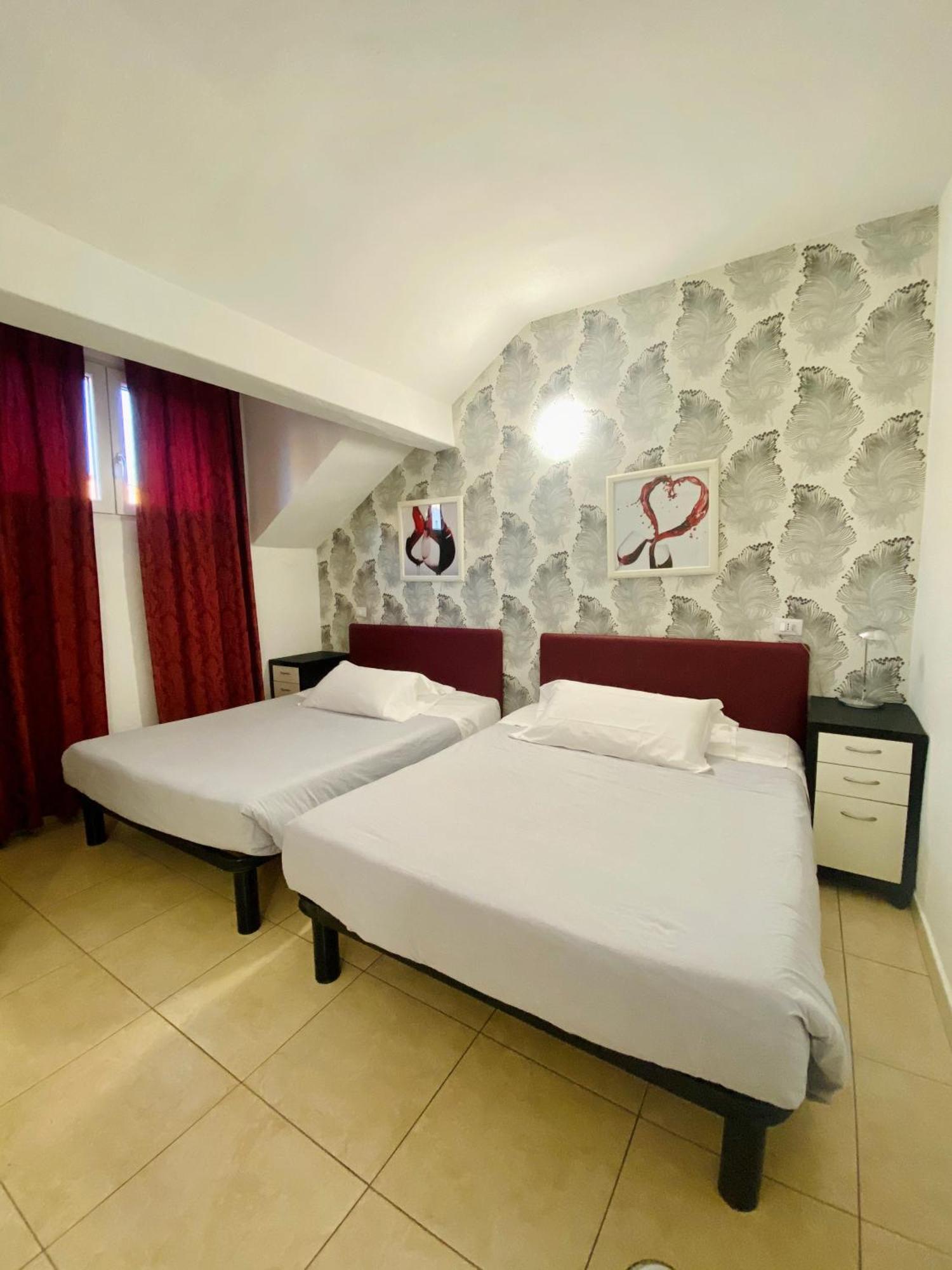 Hotel Rossovino Milano Ngoại thất bức ảnh