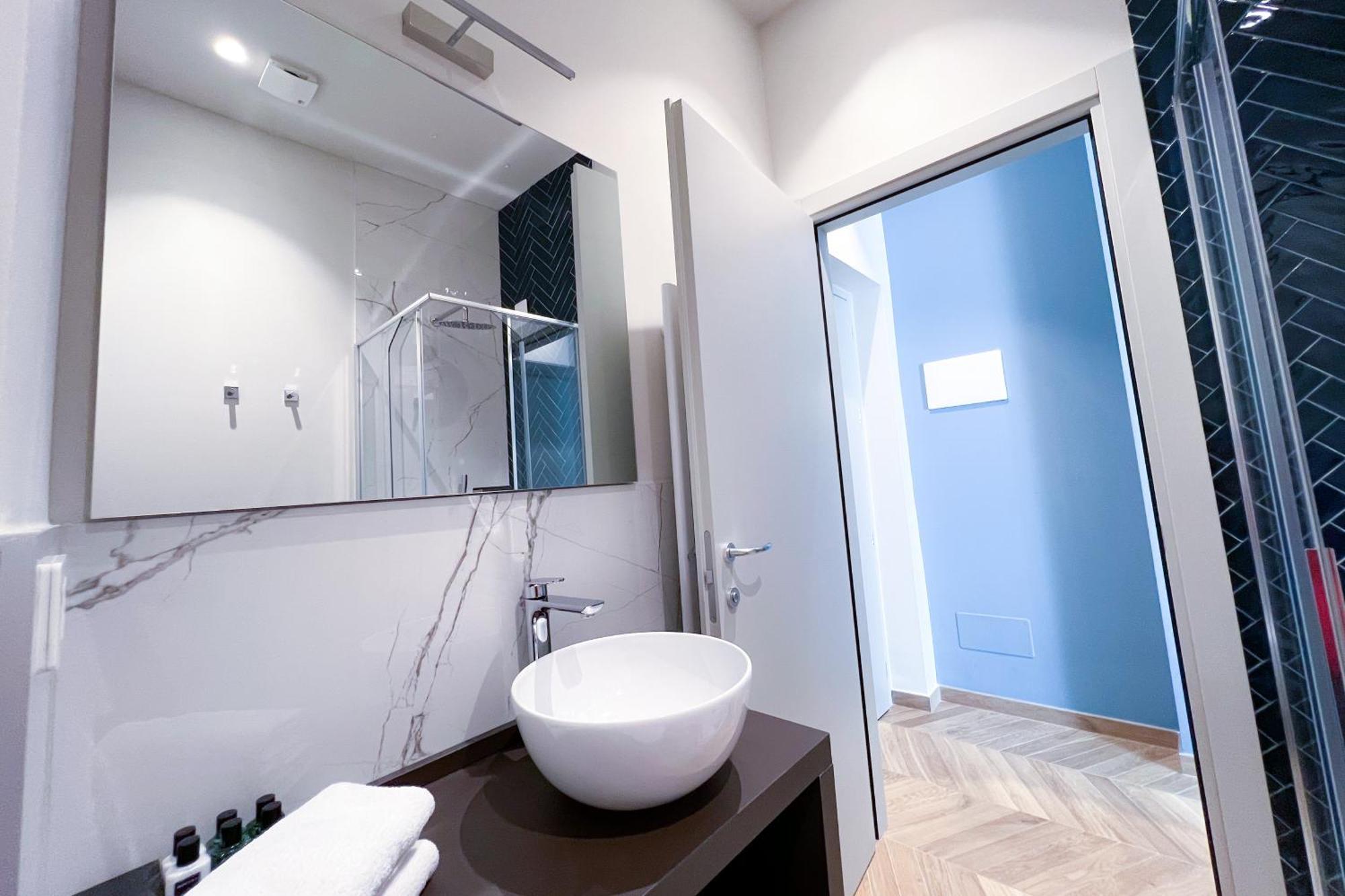 Hotel Rossovino Milano Ngoại thất bức ảnh