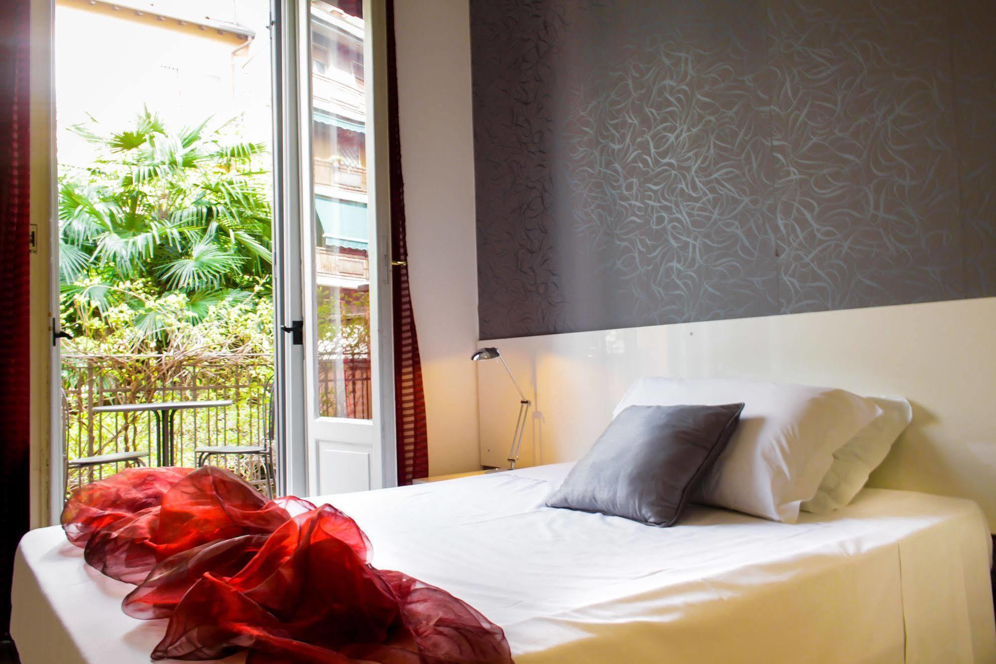Hotel Rossovino Milano Ngoại thất bức ảnh