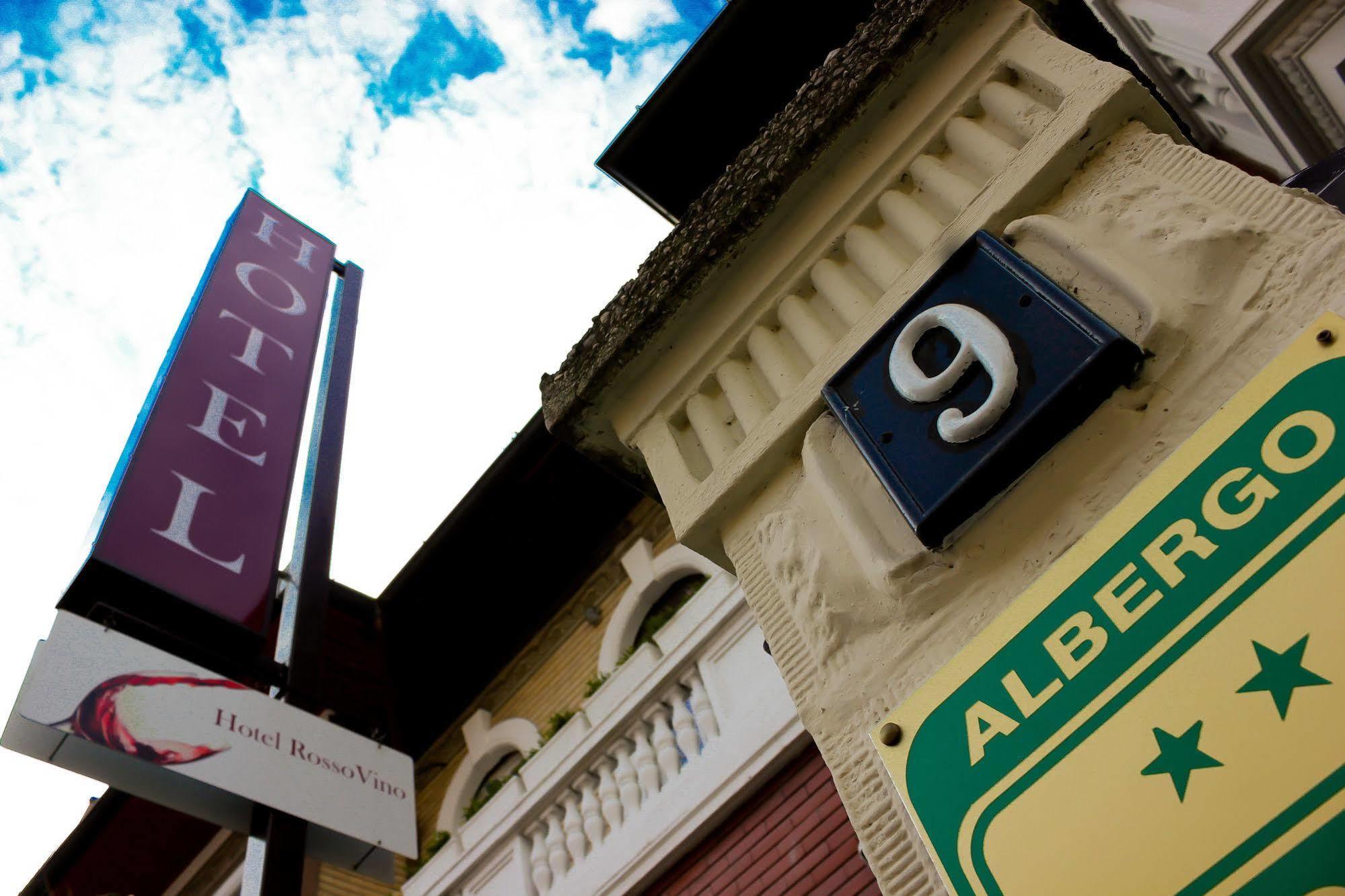 Hotel Rossovino Milano Ngoại thất bức ảnh