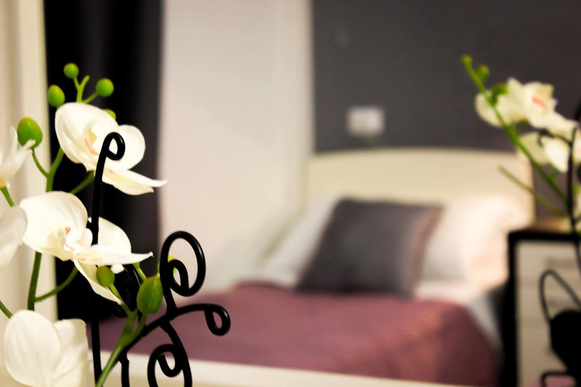 Hotel Rossovino Milano Ngoại thất bức ảnh